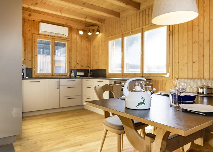 Blick Ins Inntal בית נופש פיל